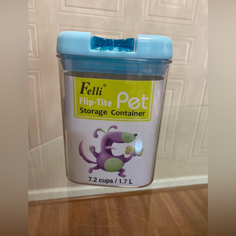 Felli Flip Black Tite  Storage Container 1 PC Airtight Lid  1.7QT/7.2 Cups